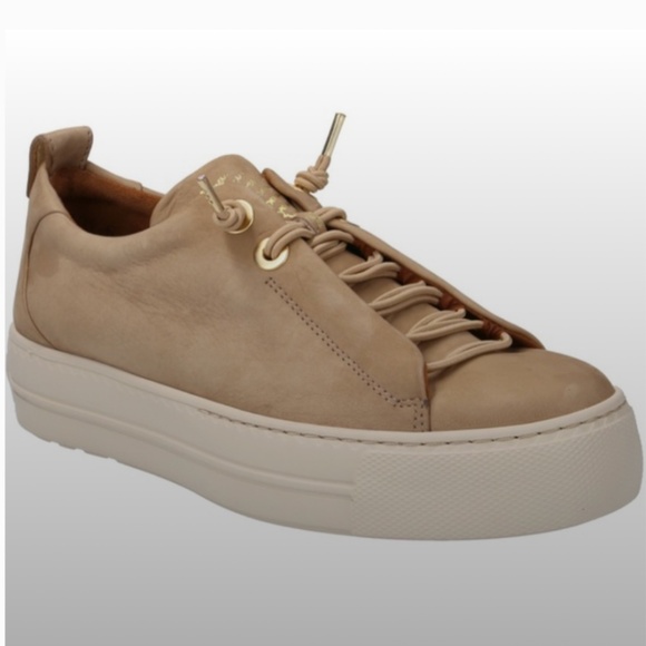 Paul Green Shoes - Nubuk Leather Lace Up Platform Sneakers. Tan color.